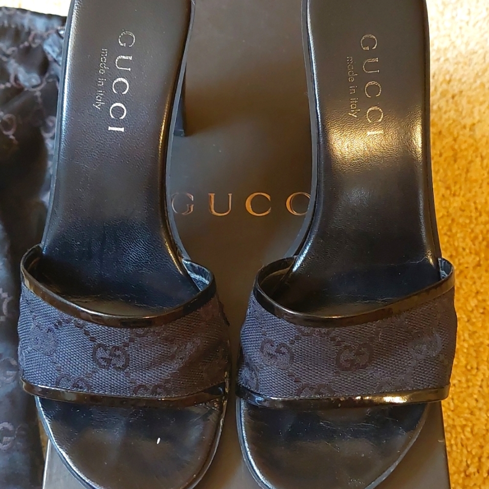 Gucci vintage shoes